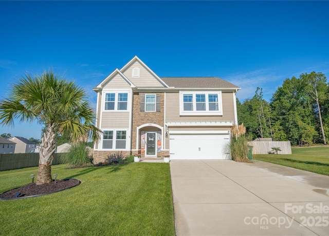 Property at 105 Madison Ct, Camden, SC 29020, 4 beds, 2.5 baths