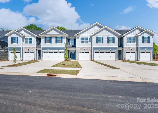 Property at 4041 Port Richmond Ave #9, Gastonia, NC 28056, 3 beds, 2.5 baths