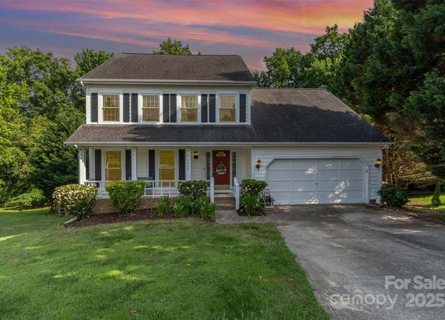 Property at 3505 Mallard Cove Ct, Charlotte, NC 28269, 4 beds, 3.5 baths