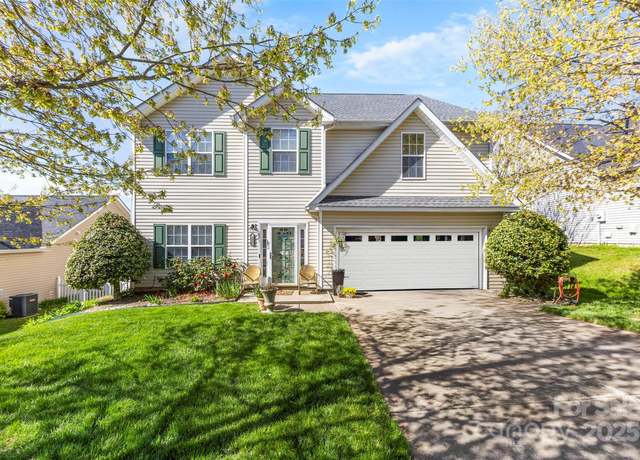 Property at 2988 Clover Rd NW, Concord, NC 28027, 5 beds, 3 baths