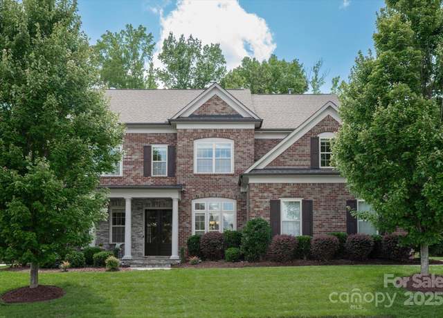 Property at 16016 Reynolds Dr, Fort Mill, SC 29707, 5 beds, 4 baths
