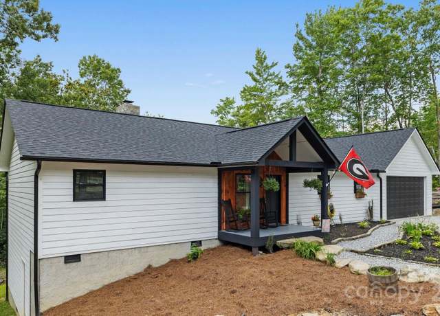 Property at 185 Ben Nevis Rd, Brevard, NC 28712, 3 beds, 2.5 baths