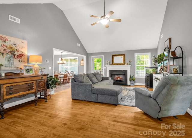 Property at 126 Deer Track Ln, Gaffney, SC 29341, 3 beds, 2 baths