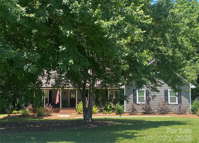 Property at 3210 Crow Rd, Monroe, NC 28112, 3 beds, 2 baths