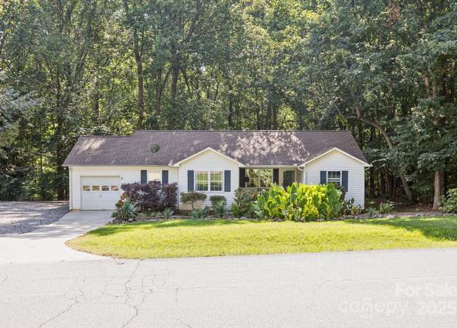 Property at 125 Mills Forest Ln, Mooresville, NC 28117, 3 beds, 2 baths