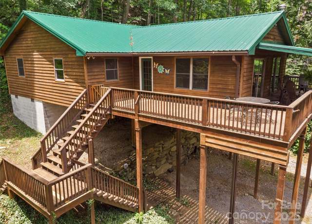 Property at 170 Mountain Farm Rd, Burnsville, NC 28714, 3 beds, 2 baths