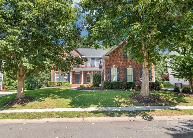 Property at 6700 Augustine Way, Charlotte, NC 28270, 5 beds, 4 baths
