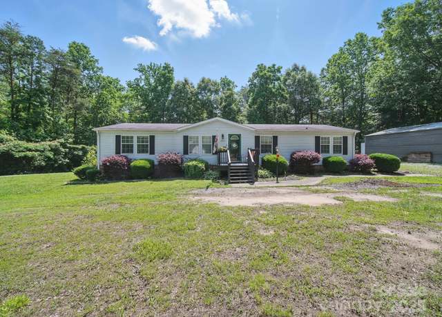 Property at 3352 N NC 150 Hwy, Lexington, NC 27295, 3 beds, 2 baths
