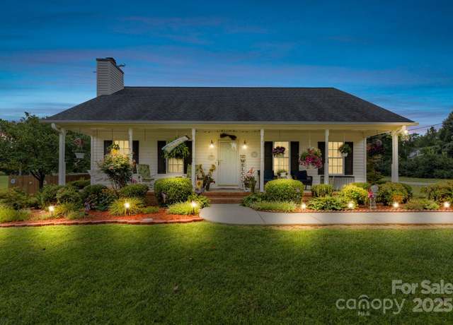 Property at 108 Camden Ct, Advance, NC 27006, 3 beds, 2 baths