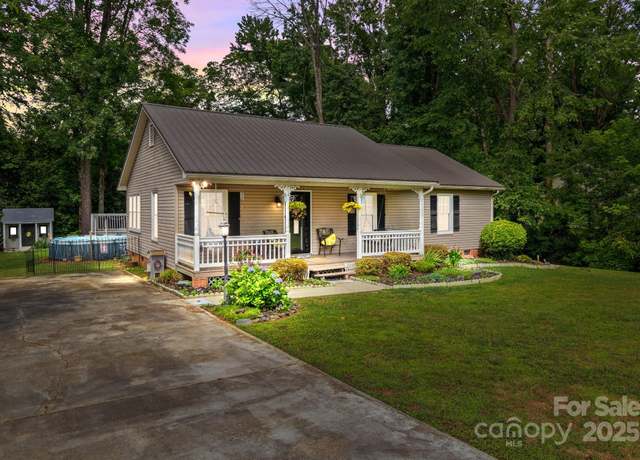 Property at 716 Mooresville Rd, Salisbury, NC 28144, 3 beds, 2 baths