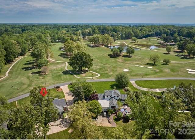 Property at 218 Fairway Dr, Shelby, NC 28150, 5 beds, 3 baths