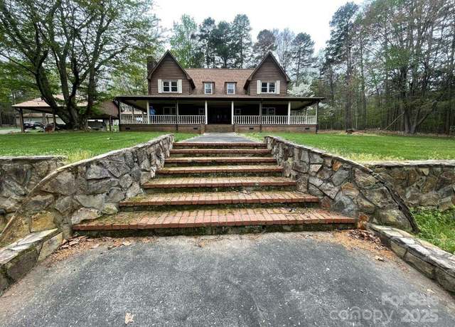 Property at 3452 Odell School Rd, Concord, NC 28027, 3 beds, 2.5 baths