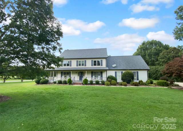 Property at 101 Chippewa Trl, China Grove, NC 28023, 5 beds, 3.5 baths