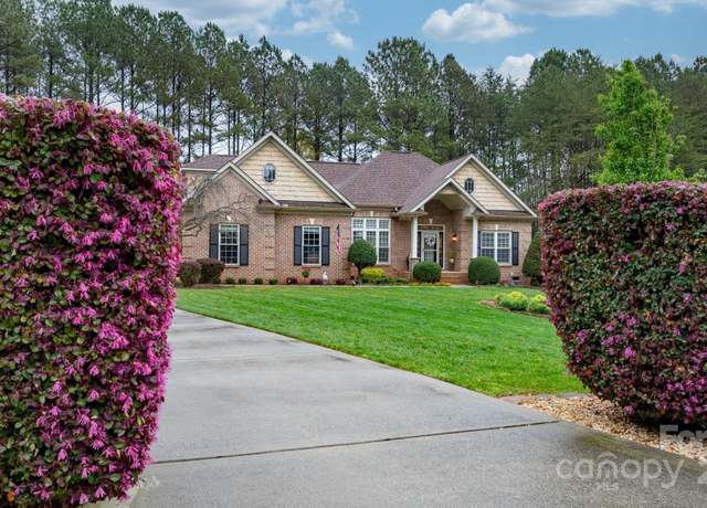 Property at 7268 Kiskadee Dr, Denver, NC 28037, 3 beds, 2 baths