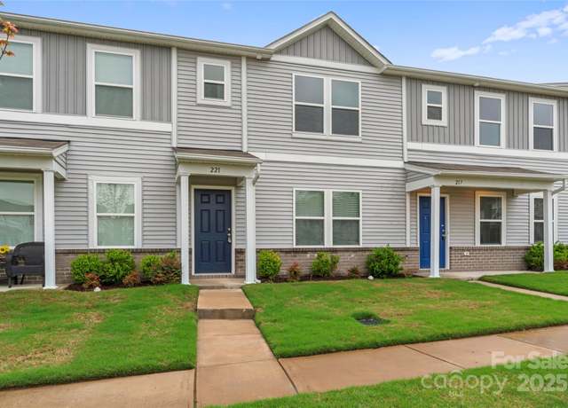 Property at 221 Century Dr, Salisbury, NC 28147, 3 beds, 2.5 baths