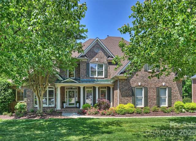 Property at 16430 New Providence Ln, Charlotte, NC 28277, 4 beds, 3.5 baths