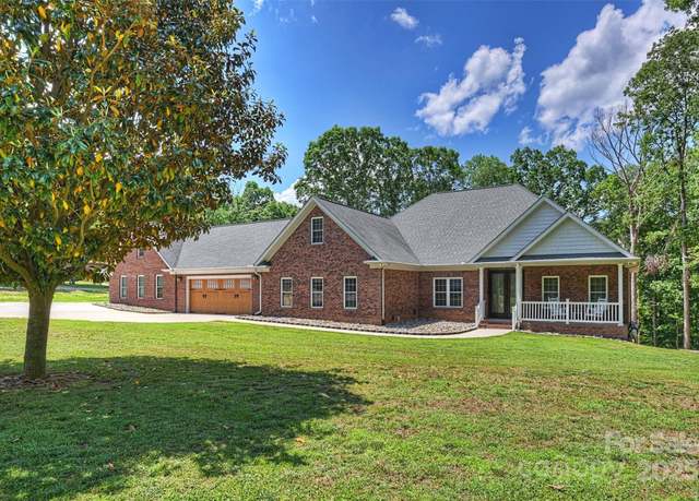 Property at 3009 Brooks Mill Ln, Wingate, NC 28174, 3 beds, 4 baths