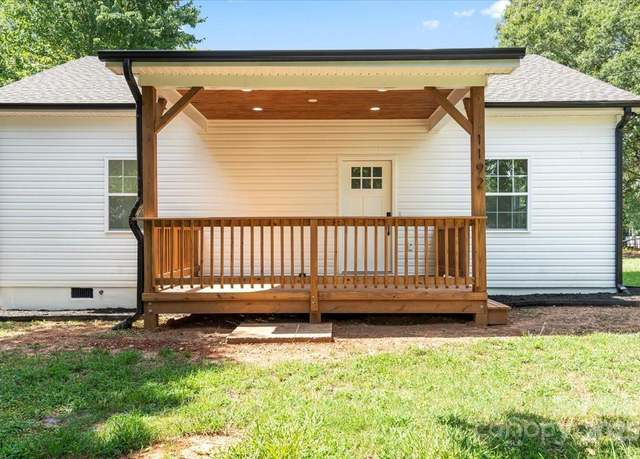 Property at 1192 Hampton Grace Ave, Lancaster, SC 29720, 3 beds, 2 baths