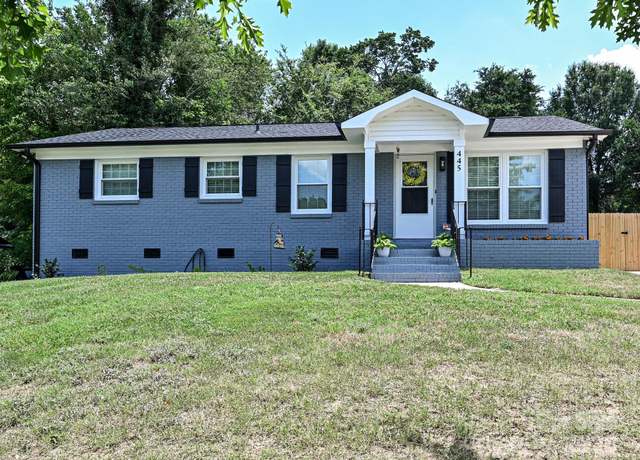 Property at 445 Short Hills Dr, Charlotte, NC 28217, 3 beds, 2 baths