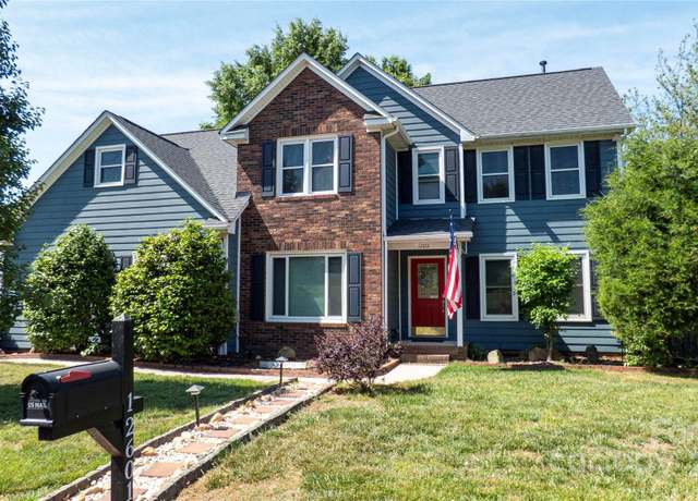 Property at 12601 Guardhouse Ct, Charlotte, NC 28262, 4 beds, 2.5 baths