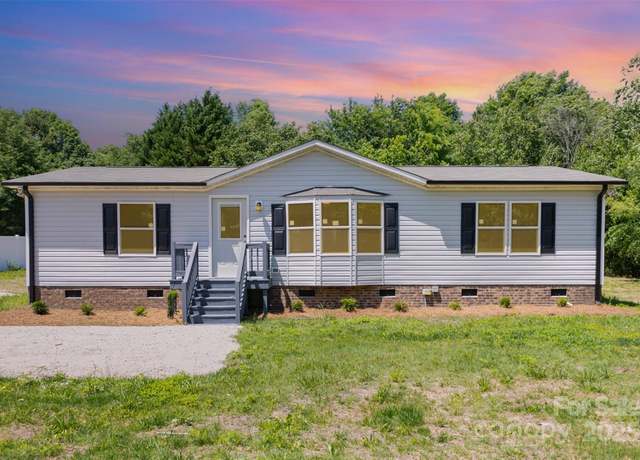 Property at 4750 Enochville Rd, Kannapolis, NC 28081, 3 beds, 2 baths