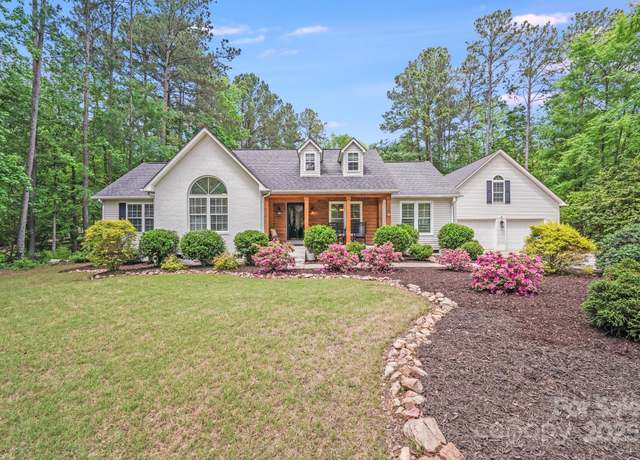 Property at 812 Timber Creek Dr, York, SC 29745, 4 beds, 3 baths