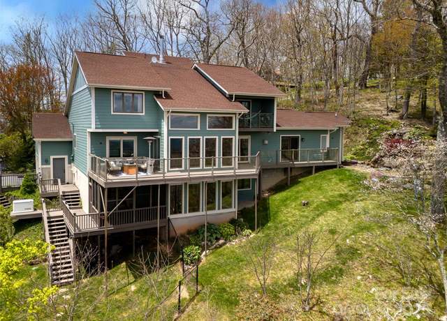 Property at 4344 Eagles Nest Rd, Waynesville, NC 28786, 3 beds, 4.5 baths