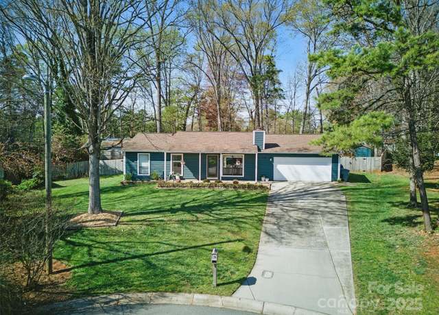 Property at 7656 Eastbourne Rd, Charlotte, NC 28227, 3 beds, 2 baths