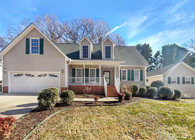 Property at 1442 Rainforest Ct, Gastonia, NC 28054, 3 beds, 2 baths
