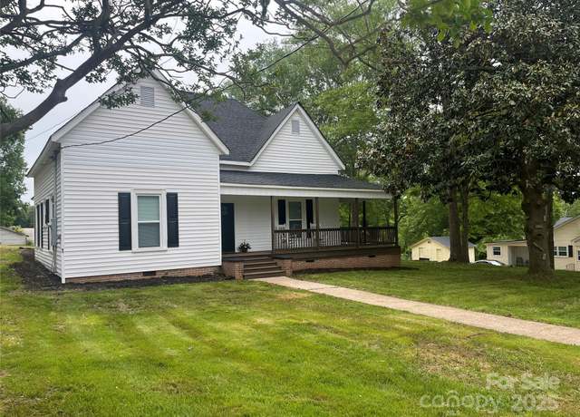 Property at 106 York St, Mooresboro, NC 28114, 4 beds, 2 baths