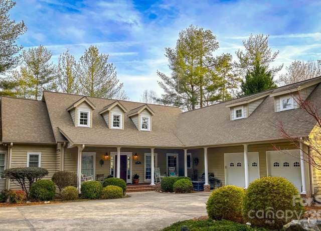 Property at 1441 Pheasant Run Ct, Morganton, NC 28655, 4 beds, 4.5 baths