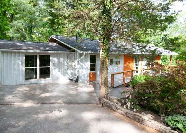 Property at 21 W Rash Rd, Asheville, NC 28806, 4 beds, 2 baths