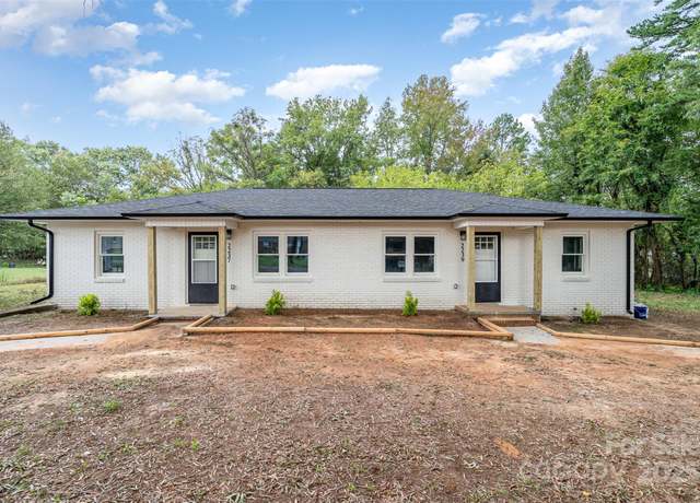 Property at 2237-39 Catawba Hts, Lincolnton, NC 28092, 2 beds, 2 baths