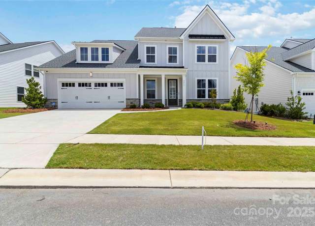 Property at 5017 Arcalod Ln, Fort Mill, SC 29707, 5 beds, 4.5 baths
