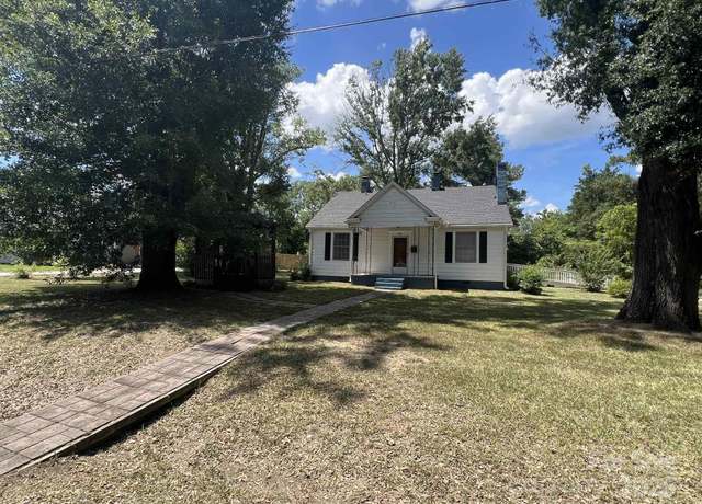Property at 651 Still St, Chester, SC 29706, 3 beds, 1.5 baths