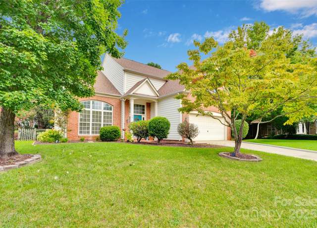 Property at 8818 Baffin Ct, Charlotte, NC 28269, 3 beds, 2.5 baths