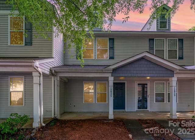 Property at 12925 Windy Lea Ln, Huntersville, NC 28078, 2 beds, 2.5 baths