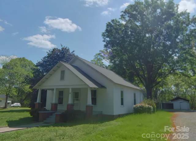Property at 224 Mcclain St, York, SC 29745, 3 beds, 1 bath