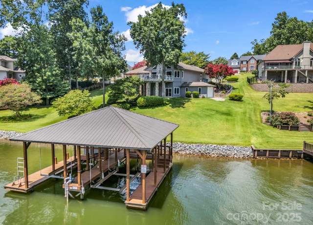 Property at 231 Charlotte Ann Ln, Hickory, NC 28601, 3 beds, 3.5 baths