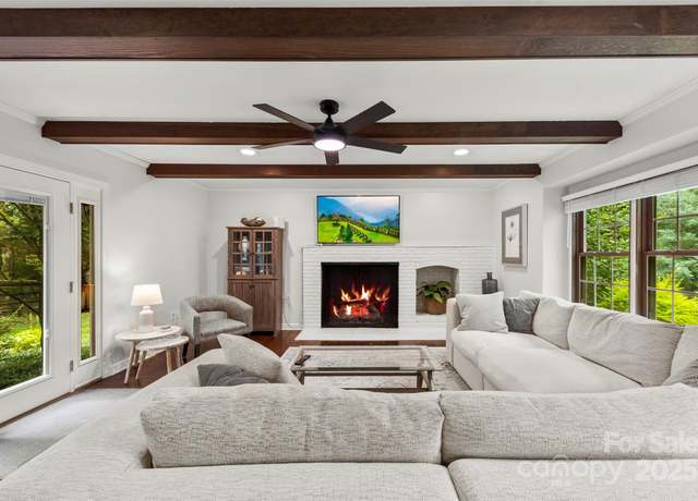 Property at 6234 Carmel Station Ave, Charlotte, NC 28226, 4 beds, 3 baths