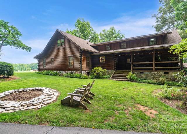 Property at 2257 Smith Farm Rd, Thomasville, NC 27360, 5 beds, 3.5 baths