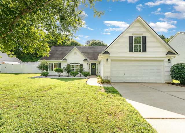 Property at 113 Whitby Dr, Mount Holly, NC 28120, 3 beds, 2 baths