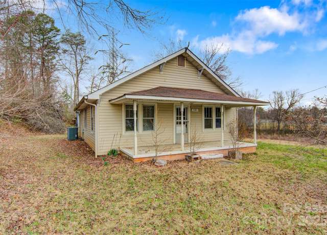 Property at 3584 Curleys Fish Camp Rd, Connelly Springs, NC 28612, 3 beds, 1 bath