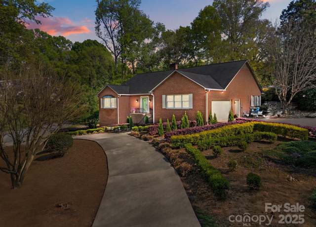 Property at 961 Confederate Ave, Salisbury, NC 28144, 3 beds, 2.5 baths
