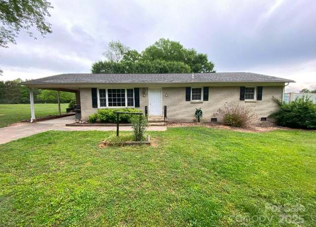 Property at 104 Edison St, Kings Mountain, NC 28086, 3 beds, 2 baths