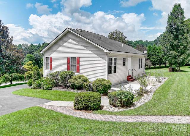 Property at 99999 Black Bear Ridge Trl, Zirconia, NC 28790