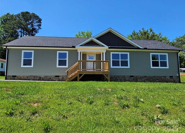 Property at 784 Severt Cir NE, Lenoir, NC 28645, 3 beds, 2 baths