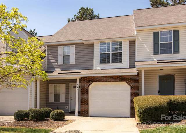 Property at 4548 Antelope Ln, Charlotte, NC 28269, 2 beds, 2.5 baths
