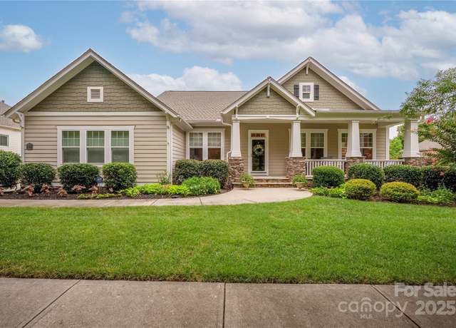 Property at 12715 Forrester Ave, Huntersville, NC 28078, 4 beds, 4.5 baths