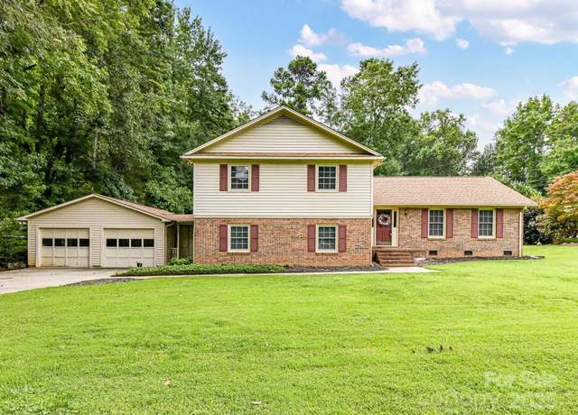 Property at 5054 Quail Ridge Dr, Mint Hill, NC 28227, 4 beds, 2.5 baths